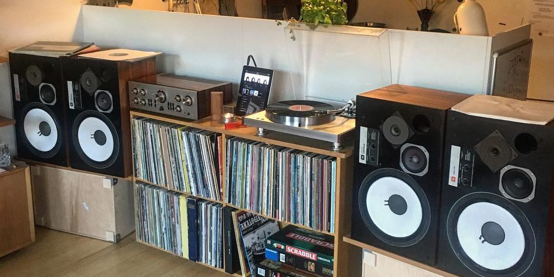 JBL L-100 Speakers - An overview and guide to to the 70's
