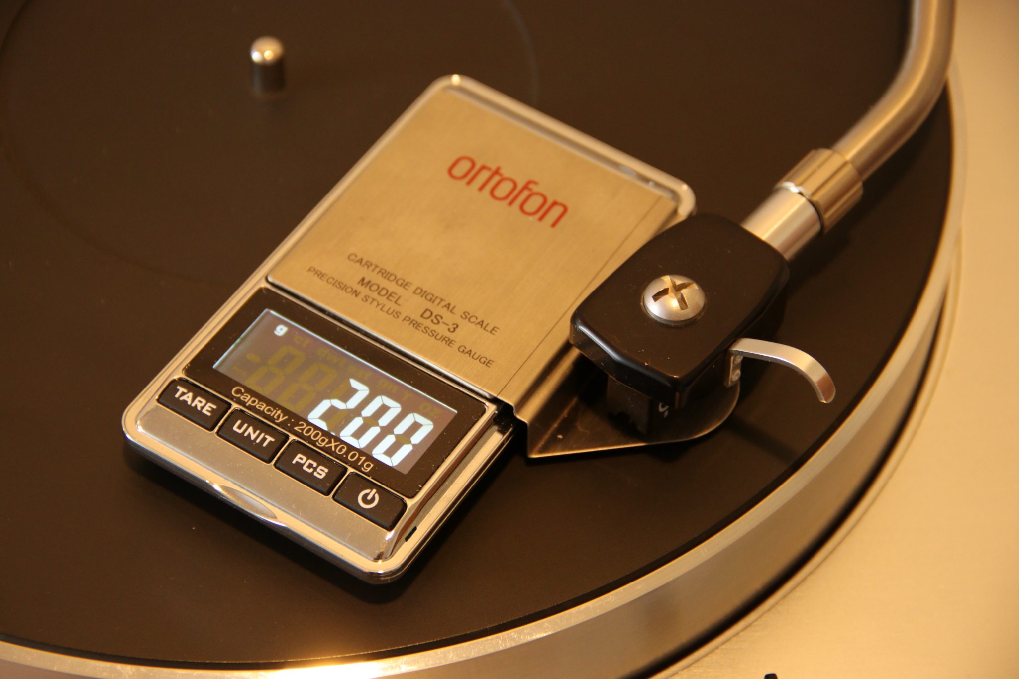 Tonearm resonance theory or how I learned to stop worrying and love